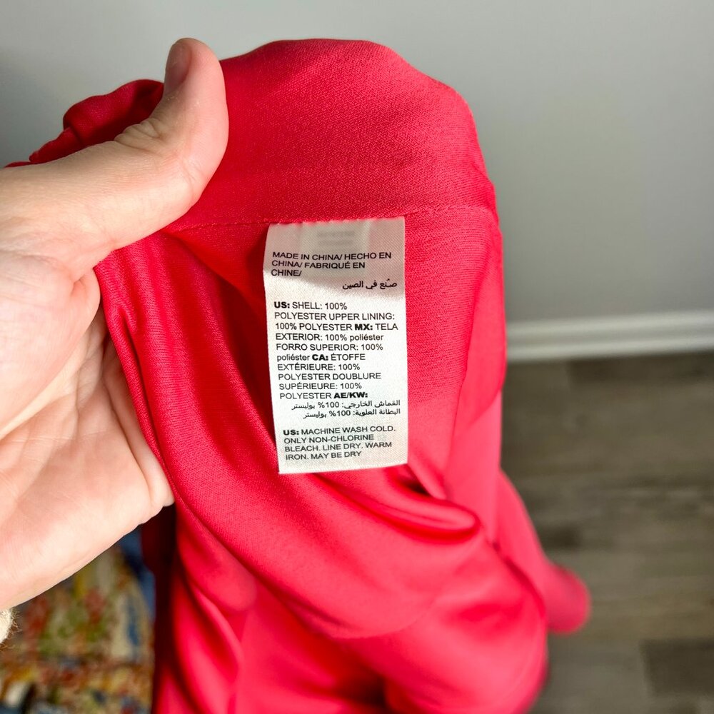 Chico's Ruffle Sleeve Jumpsuit Wide Leg Coral Pink V-Neck Classic Sz 2.5/14 - Picture 6 of 6